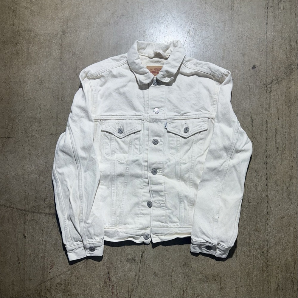 Levis Jacket women's Small White Denim Button Front Trucker Jean Casual Classic